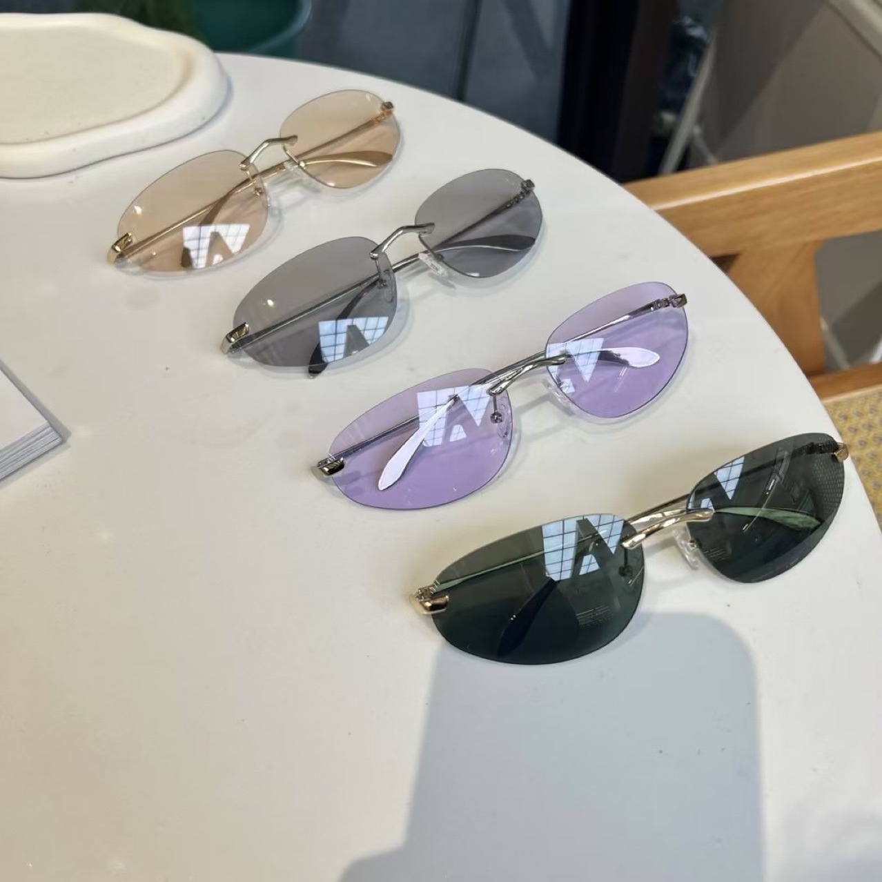 Women'S Fashion Essentials - Okulary przeciwsłoneczne bez oprawek UV400, minimalistyczne