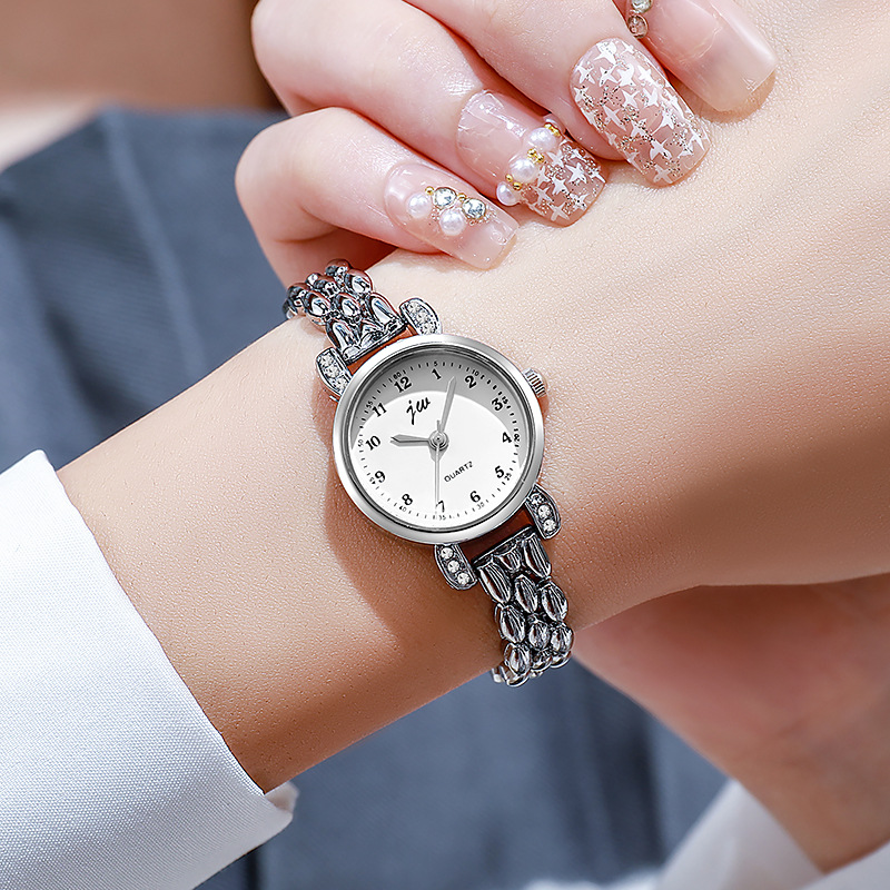 Zegarki damskie na bransolecie – Women'S Fashion Digital Watch recenzja i cena