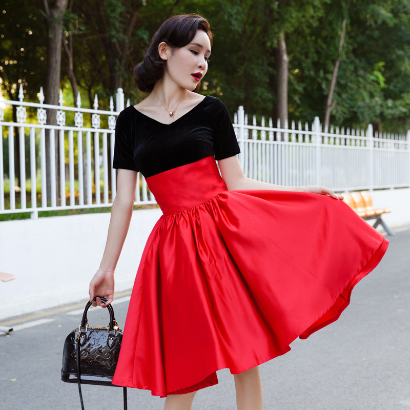 Elegancki styl audrey hepburn  – Women'S Fashion In The 1960S recenzja i cena