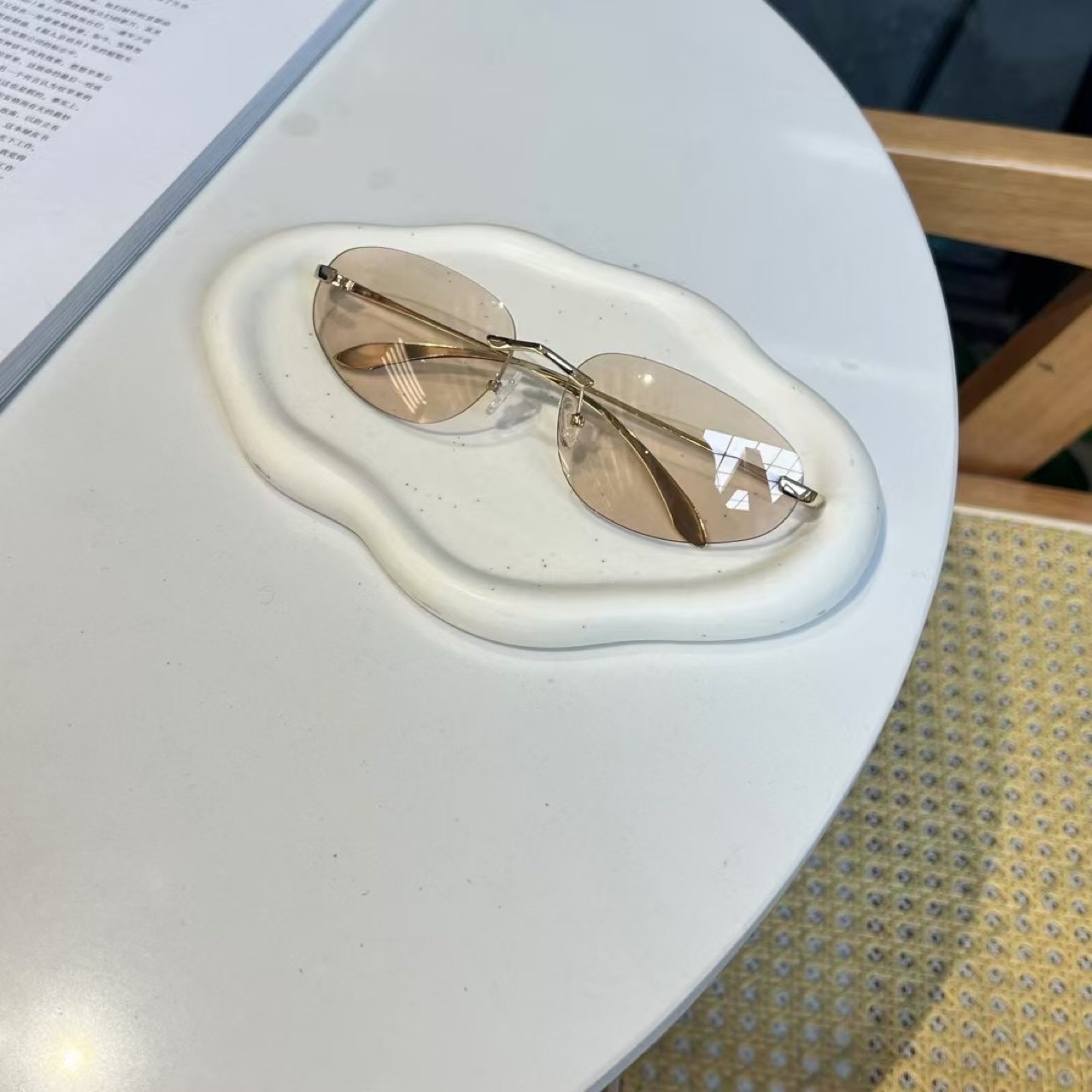 Okulary przeciwsłoneczne bez o – Women'S Fashion Essentials recenzja i cena